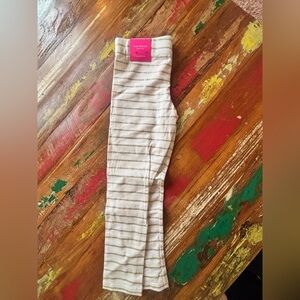 Isaac Mizrahi White Leggings with Gold Stripes